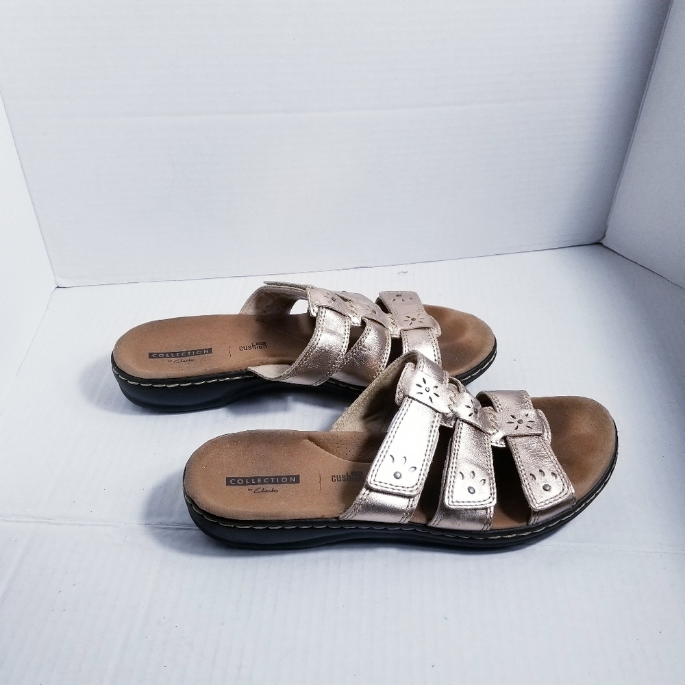 COLLECTION BY CLARKS ROSE GOLD SANDALS SIZE 8.5